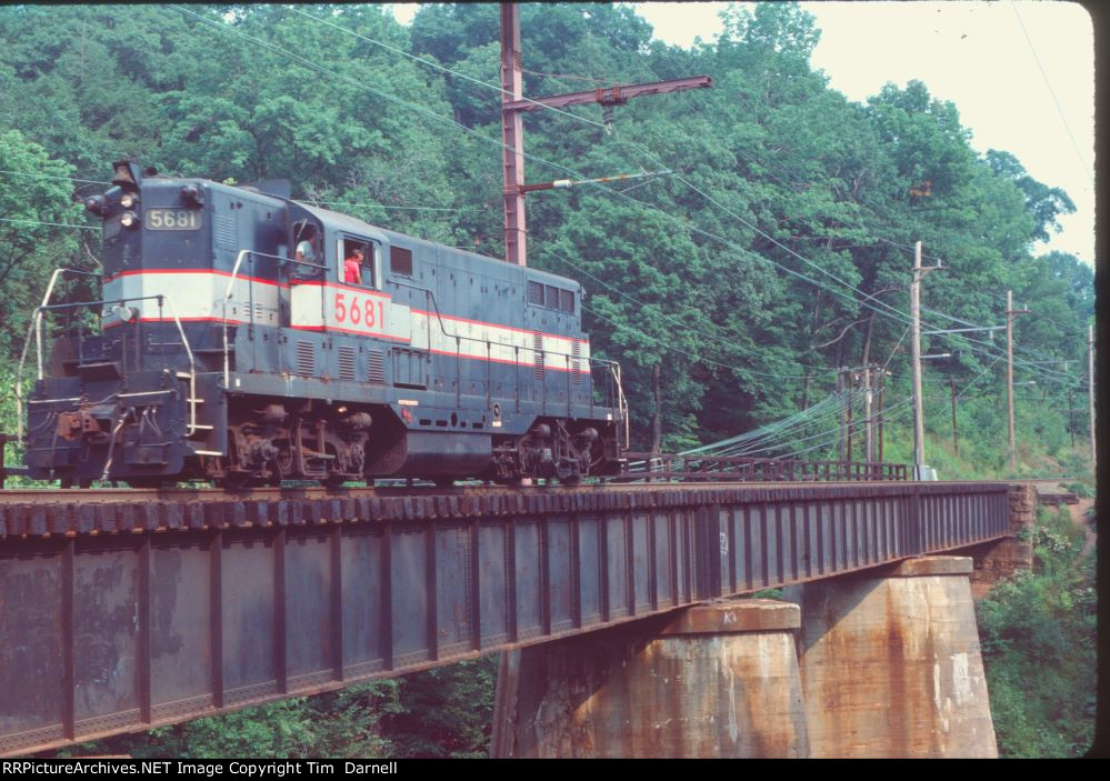 NJT 5681